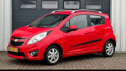 Rood Occasion 2010 Chevrolet Spark LT Hatchback | € 2.950 (Eerlijke prijs)