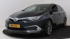 Grijs Gebruikt 2015 Toyota Auris Touring Sports Stationwagen | € 12.950 (Eerlijke prijs)
