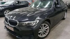 Zwart Gebruikt 2021 BMW 318 Sport Line Sedan | € 27.990 (Eerlijke prijs)