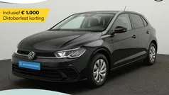 Zwart Gebruikt 2022 VW Polo Life Hatchback | € 21.450 (Goede deal)