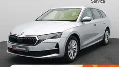 Gebruikt 2024 Skoda Octavia Business Line Stationwagen | € 32.900 (Eerlijke prijs)