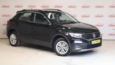 Suv Gebruikt 2019 VW T-Roc Style SUV | € 24.445 (Eerlijke prijs)