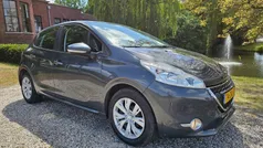 Grijs Gebruikt 2013 Peugeot 208 Envy Hatchback | € 5.999 (Eerlijke prijs)