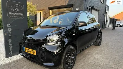 Occasion Smart ForFour Electric Drive 60 kW (82 PK) 2021 Zwart Hatchback