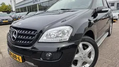 Zwart Gebruikt 2006 Mercedes 350 SUV | € 9.900 (Eerlijke prijs)