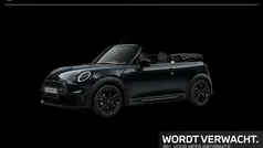 Enigmatic black (c3y) Gebruikt 2023 Mini Cooper Cabriolet Cabriolet | € 34.900 (Eerlijke prijs)