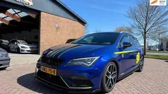 Blauw, metallic lak Gebruikt 2018 Seat Leon ST FR Stationwagen | € 21.700 (Eerlijke prijs)