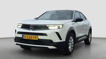Wit Gebruikt 2021 Opel Mokka-e Edition SUV | € 15.395 (Eerlijke prijs)