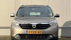 Bruin Gebruikt 2013 Dacia Lodgy Lauréate MPV | € 4.990 (Eerlijke prijs)