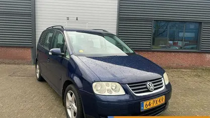 Blauw Gebruikt 2005 VW Touran MPV | € 1.950 (Eerlijke prijs)