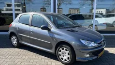 Grijs Gebruikt 2006 Peugeot 206 Hatchback | € 999 (Eerlijke prijs)