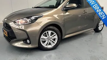 Gebruikt 2024 Toyota Yaris Active Hatchback | € 23.950 (Eerlijke prijs)