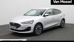 Grijs Gebruikt 2023 Ford Focus Titanium Hatchback | € 21.900 (Eerlijke prijs)