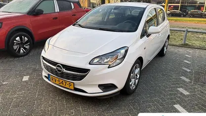 Wit Occasion 2018 Opel Corsa Edition Hatchback | € 9.895 (Eerlijke prijs)