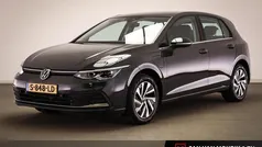 Gebruikt 2020 VW Golf VIII Style Hatchback | € 24.200 (Eerlijke prijs)