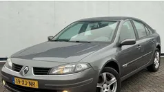 Grijs, metallic lak Occasion 2007 Renault Laguna III Hatchback | € 2.500 (Goede deal)