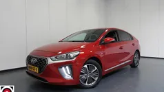 Rood Gebruikt 2020 Hyundai Ioniq Sedan | € 18.840 (Eerlijke prijs)