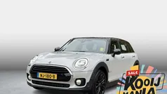 Wit Gebruikt 2017 Mini Cooper Clubman Business Stationwagen | € 16.900 (Eerlijke prijs)