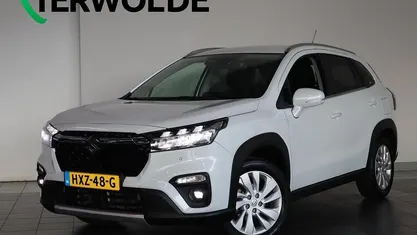 Wit Occasion 2023 Suzuki SX4 S-Cross SUV | € 25.840 (Eerlijke prijs)