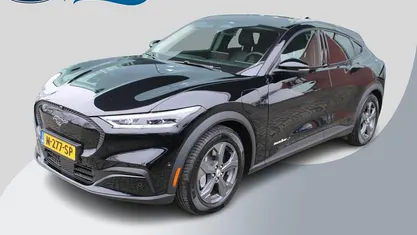 Occasion 2021 Ford Mustang Mach-E SUV | € 27.850 (Eerlijke prijs)