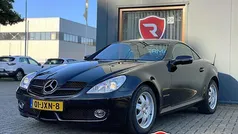 Zwart Gebruikt 2009 Mercedes SLK200 Prestige Cabriolet | € 11.995 (Goede deal)