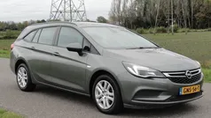 Grijs Gebruikt 2019 Opel Astra Stationwagen | € 7.995 (Goede deal)