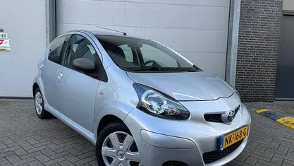 Occasion 2010 Toyota Aygo Hatchback | € 3.450 (Eerlijke prijs)