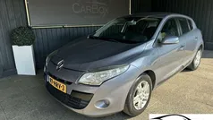 Blauw Gebruikt 2009 Renault Mégane III Dynamique Hatchback | € 4.950 (Eerlijke prijs)