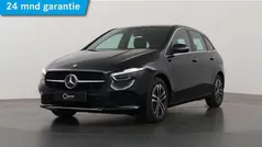 Zwart, metallic lak Gebruikt 2024 Mercedes B250e Luxury MPV | € 42.850 (Duur)