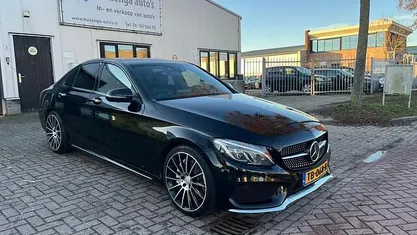 Occasion 2015 Mercedes C250 AMG Sedan | € 14.499 (Goede deal)