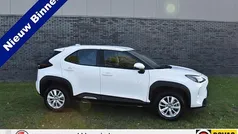 Wit Gebruikt 2022 Toyota Yaris Cross Comfort SUV | € 24.440 (Eerlijke prijs)