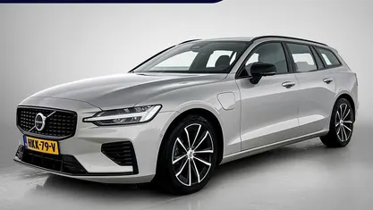 Grijs Gebruikt 2025 Volvo V60 Plus Stationwagen | € 45.950 (Eerlijke prijs)