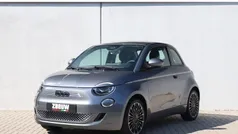 Grijs Gebruikt 2022 Fiat 500e Icon Hatchback | € 19.900 (Eerlijke prijs)