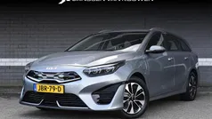 Grijs Gebruikt 2022 Kia Ceed Hatchback | € 22.395 (Eerlijke prijs)