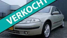 Geel Gebruikt 2002 Renault Laguna II Hatchback | € 1.750 (Eerlijke prijs)