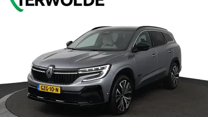 Grijs Occasion 2025 Renault Espace Iconic MPV | € 43.840 (Eerlijke prijs)
