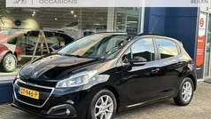 Zwart Gebruikt 2018 Peugeot 208 Hatchback | € 8.950 (Eerlijke prijs)