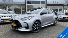 Grijs Gebruikt 2022 Toyota Yaris Executive Hatchback | € 21.450 (Eerlijke prijs)