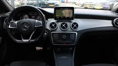 Grijs, metallic lak Gebruikt 2016 Mercedes CLA180 Shooting Brake Ambition Stationwagen | € 17.400 (Eerlijke prijs)