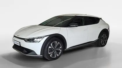 Wit Gebruikt 2023 Kia EV6 Air SUV | € 27.245 (Eerlijke prijs)