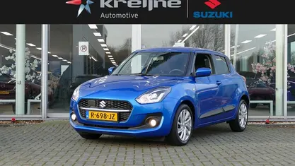 Blauw Occasion 2021 Suzuki Swift Hatchback | € 15.425 (Eerlijke prijs)