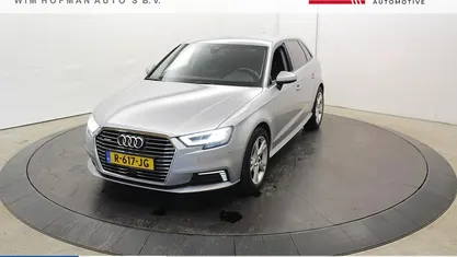 Occasion Audi A3 Sportback e-tron Sport 204 PK (150 kW) 2018 Grijs (metallic) Hatchback
