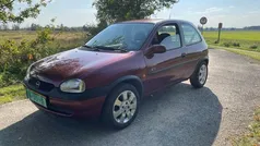 Rood Gebruikt 1997 Opel Corsa Hatchback | € 1.000 (Eerlijke prijs)