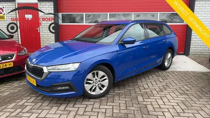 Occasion Skoda Octavia Business Line 2021 Blauw Stationwagen