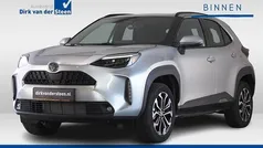 Zwart Nieuw 2025 Toyota Yaris Cross Team SUV | € 32.950 (Eerlijke prijs)