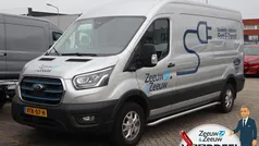 Moondust silver metallic (zilver metallic) Gebruikt 2023 Ford E-Transit Trend Van | € 31.990 (Eerlijke prijs)