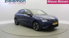 Blauw, metallic lak Gebruikt 2020 Opel Corsa-e S Hatchback | € 12.845 (Eerlijke prijs)