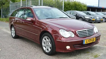 Occasion Mercedes C230 Elegance 204 PK (150 kW) 2005 Rood Stationwagen