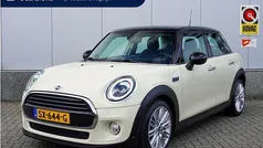 Wit Gebruikt 2018 Mini Cooper Chili Hatchback | € 17.490 (Eerlijke prijs)