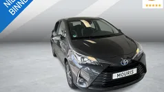 Grijs Gebruikt 2019 Toyota Yaris Hybrid Hatchback | € 16.950 (Eerlijke prijs)
